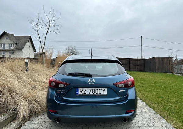 Mazda 3 cena 64900 przebieg: 49500, rok produkcji 2018 z Rzeszów małe 67